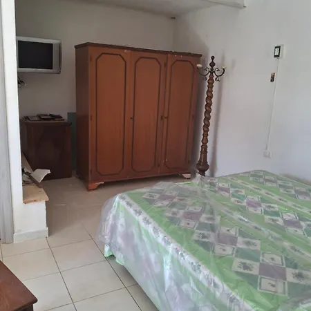 Le Querce 2 Apartment Paola Exterior photo